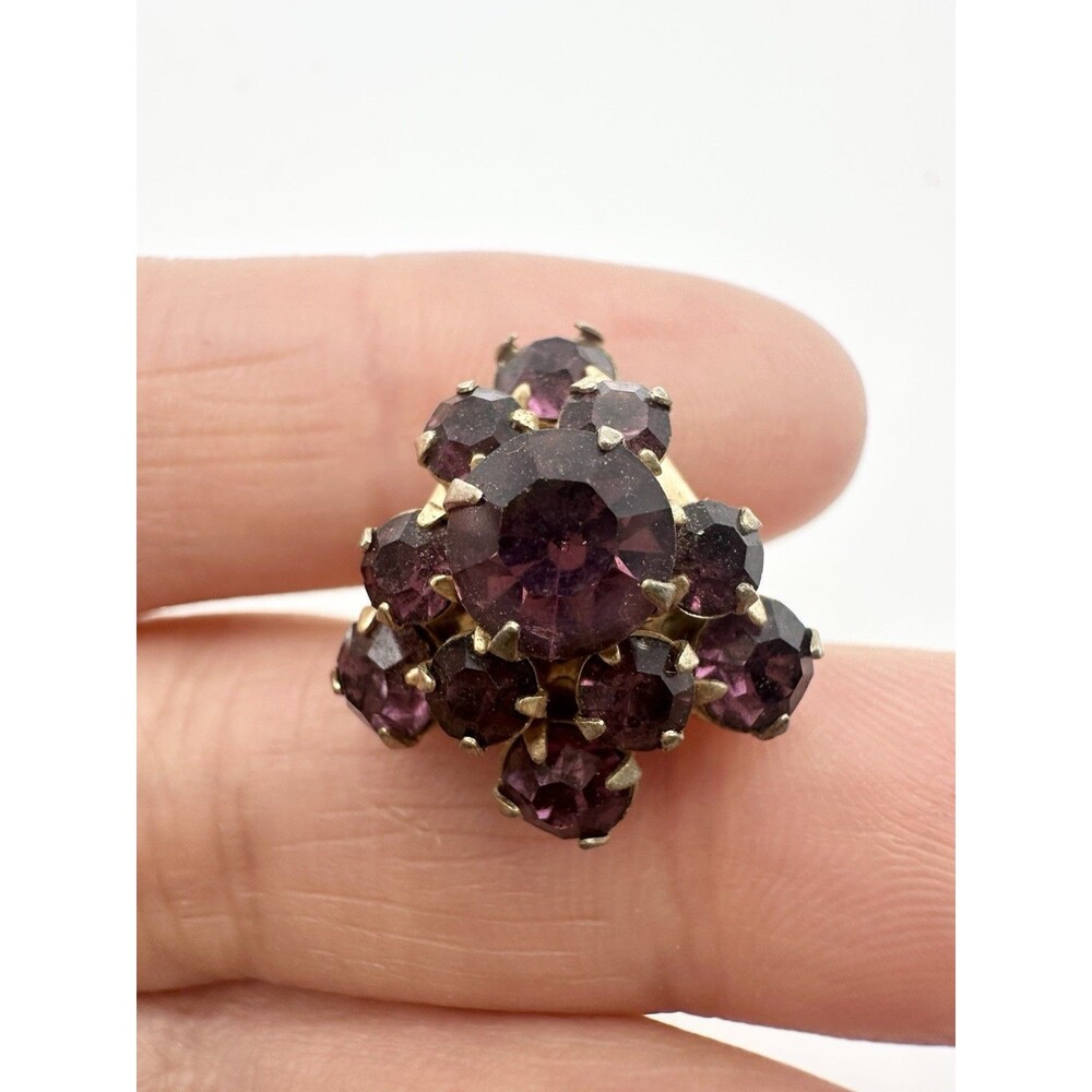 Vintage Rhinestone Pin Brooch Gold Tone
